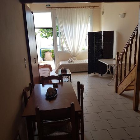 Tolofón Schinas Apts. 아파트 객실 사진